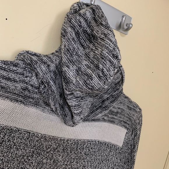 Grey Hoodie - Picture 5 of 8